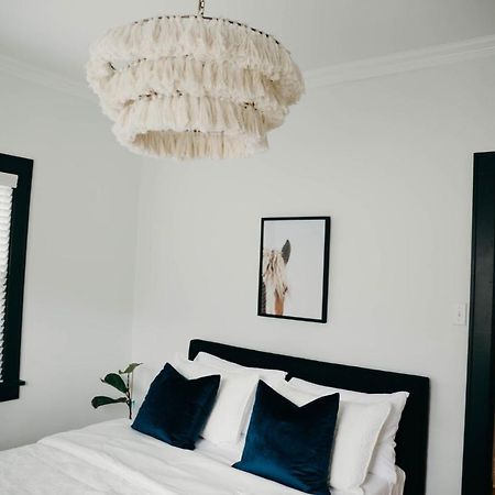 The Paddock Luxury Vacation Home Hot Springs Eksteriør billede