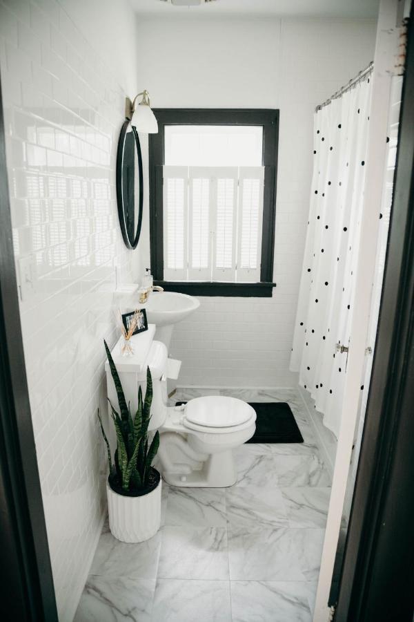The Paddock Luxury Vacation Home Hot Springs Eksteriør billede